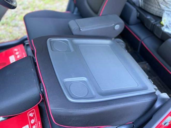 ハスラーJスタイル 4WD　ミラーヒーター　エンスタ　ナビ　バックカメラ　プッシュスタート　ETC 660