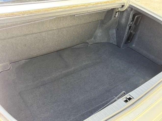 センチュリー5.0　本革シート　全席シートヒーター　後席リフレッシング機能純正アルミ　純正ナビ 2WD 5000