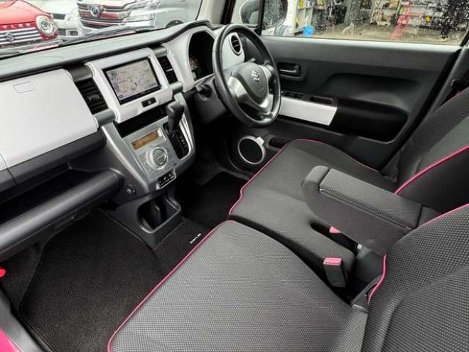 ハスラーX 4WD　プッシュスタート　スマートキー純正SDナビ　フルセグTV　バックカメラ　衝突被害軽減　横滑り防止　シートヒーターアイドリングストップ　HIDヘッドライト　ダウンヒルアシスト 660
