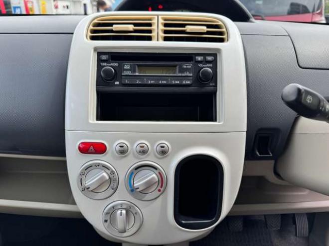 eKワゴンM 4WD　キーレス　5MT　純正オーディオ　CD　シートヒーター　電動格納ミラー　社外13インチアルミホイール 660