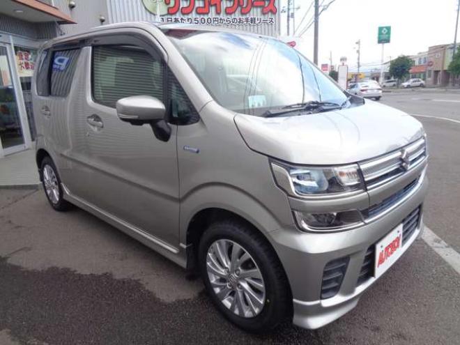 ワゴンRハイブリッド FZ セーフティパッケージ装着車 4WD　ワンオーナー車　全方位モニター　新品タイヤ　スマートキー　社外ナビ　新品シートカバー 660