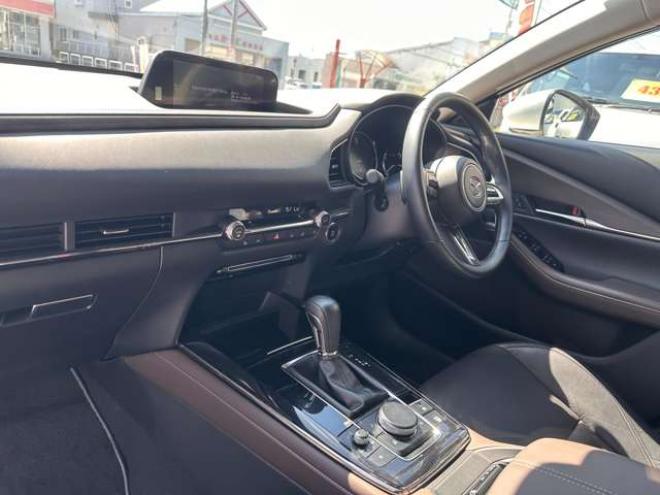 CX-301.8 XD Lパッケージ ディーゼルターボ 4WD　 1800