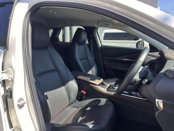 CX-301.8 XD Lパッケージ ディーゼルターボ 4WD　 1800