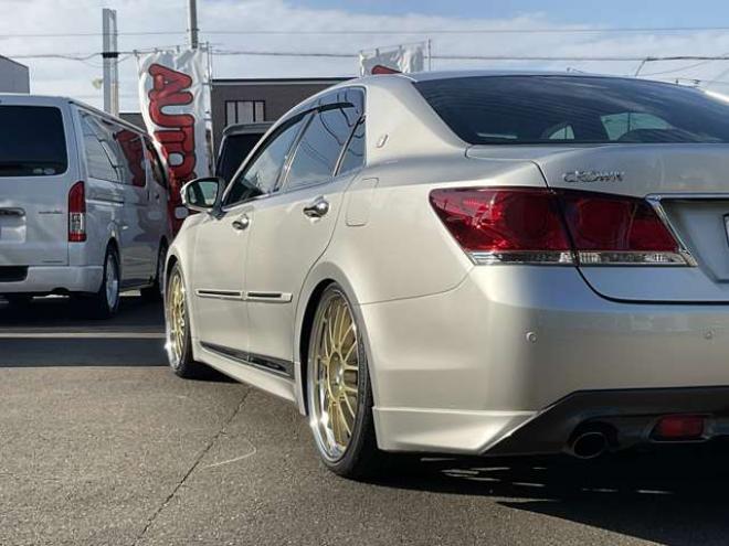 クラウンアスリート 3.5 S　SSR製20インチアルミホイール　ファイナルコネクション製新品車高調　純正ナビTV　バックカメラ　レーダークルーズコントロール　ETC　パドルシフト　パワーシート　前後ドラレコ 2WD 3500