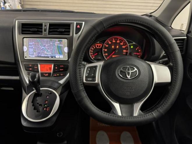 ラクティスＧ　禁煙車　寒冷地仕様　純正ナビ　地デジ　Ｂｌｕｅｔｏｏｔｈオーディオ　バックカメラ　ドライブレコーダー　ＰＵＳＨスタート　スマートキー　フロントガラス熱線　純正ドアバイザー　タイミングチェーン車 4WD 1500 5Dr