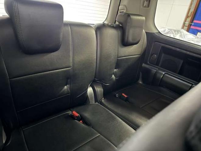 ヴォクシー2.0 Z 4WD　ナビ　TV　Bカメラ　Bluetooth　Pスライド 2000