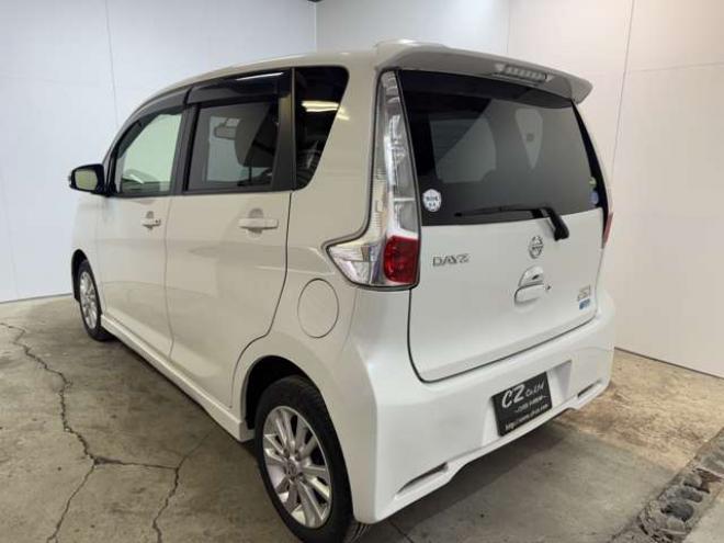 デイズハイウェイスターX 4WD　ナビ　TV　Bカメラ 660