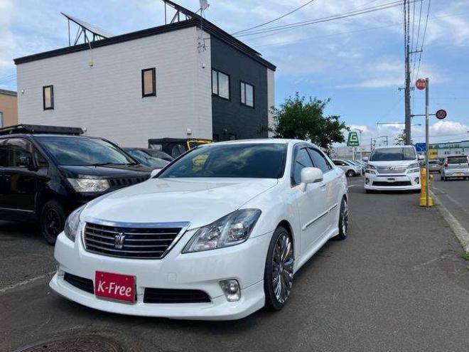 クラウンアスリート 2.5 i-Four 4WD　ロイヤルサルーン仕様　革シート　社外アルミ　スマートキー　シートヒーター　パワーシート　TV付ナビ　バックカメラ　ABS　オートクルーズコントロール 2500
