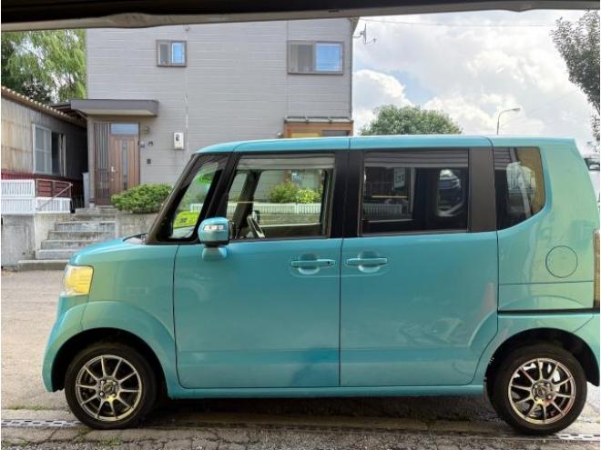N-BOX（店長おすすめコミコミ車）G Lパッケージ 4WD 660 5Dr