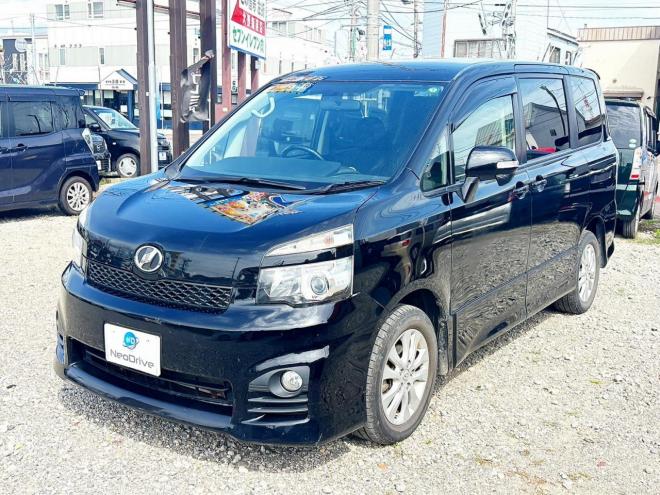ヴォクシー2.0ZS 4WD　ローンが不安な方＜優遇ローン＞1年保証　寒冷地用　片側Pスライドドア 