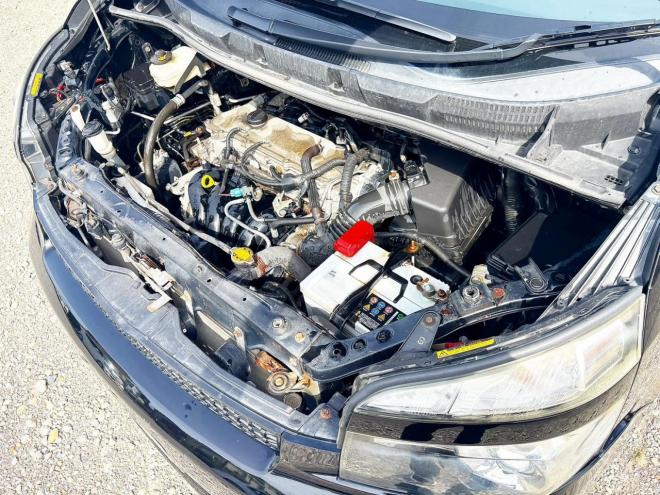 ヴォクシー2.0ZS 4WD　ローンが不安な方＜優遇ローン＞1年保証　寒冷地用　片側Pスライドドア 