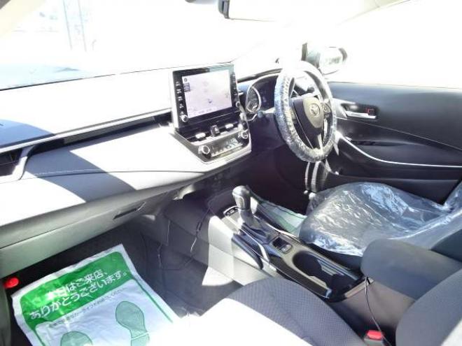カローラツーリング　1.8 ハイブリッド S E-Four 4WD　本州車　HVシステム含保証2年/走行距離無制限プレミアムプラン付　4WD　セーフティセンス　ディスプレイオーディオ　地デジ　バックカメラ　HDMI入力　LEDヘッドライト　LEDフォグ　ブレーキホールド　AC100V 1800