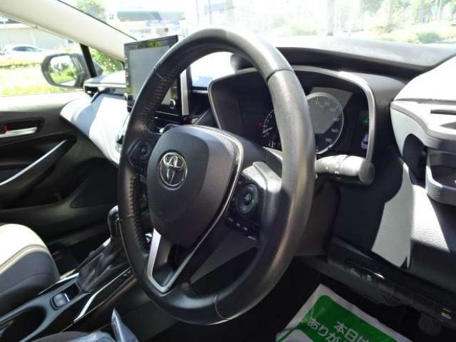 カローラツーリング　1.8 ハイブリッド S E-Four 4WD　本州車　HVシステム含保証2年/走行距離無制限プレミアムプラン付　4WD　セーフティセンス　ディスプレイオーディオ　地デジ　バックカメラ　HDMI入力　LEDヘッドライト　LEDフォグ　ブレーキホールド　AC100V 1800