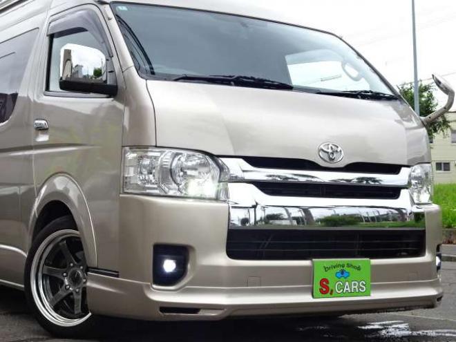 レジアスエース2.7 DX ワイド ハイルーフ スーパーロングボディ GLパッケージ 4WD　5人乗 保証/走行距離無制限　4WD　4型ハイルーフワイド　舞杏KBレーシングII18AW　6型メッキドアミラー　ローダウン　LEDヘッドライト　LEDフォグ　社外ナビ　バックカメラ　エンスタ　Rヒーター　Rエアコン 2700