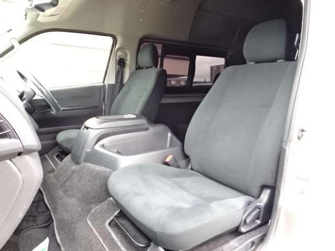 レジアスエース2.7 DX ワイド ハイルーフ スーパーロングボディ GLパッケージ 4WD　5人乗 保証/走行距離無制限　4WD　4型ハイルーフワイド　舞杏KBレーシングII18AW　6型メッキドアミラー　ローダウン　LEDヘッドライト　LEDフォグ　社外ナビ　バックカメラ　エンスタ　Rヒーター　Rエアコン 2700
