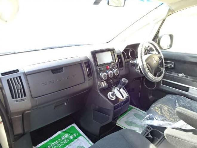 デリカD：5 2.2 D パワーパッケージ ディーゼルターボ 4WD　本州車　保証1年/走行距離無制限　4WD　ディーゼルターボ　ワンオーナー　マッドタイヤ　エクストリームJアルミ　ブルバー　両側パワースライドドア　社外ナビ　地デジ　バックカメラ　Bluetooth接続　パドルシフト 2300