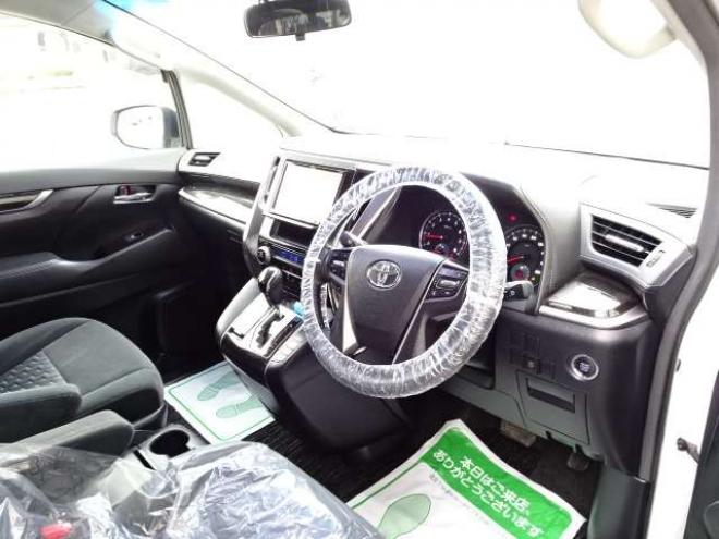アルファード2.5 S 4WD　本州車　保証1年/走行距離無制限　4WD　両側パワースライドドア　社外9型ナビ　地デジ　バックカメラ　Bluetooth接続　LEDヘッドライト　前後ドライブレコーダー　ビルトインETC　冬タイヤ付属　純正18インチアルミ 2500