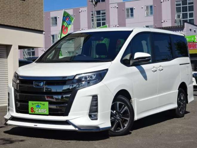 ノア2.0 Si 4WD　本州車　保証1年/走行距離無制限　4WD　後期　モデリスタエアロ　セーフティセンス　両側パワースライドドア　社外ナビ　地デジ　Bluetooth接続　LEDヘッドライト　LEDフォグ　アイドリングストップ　7人乗り 2000