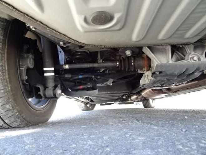 ノア2.0 Si 4WD　本州車　保証1年/走行距離無制限　4WD　後期　モデリスタエアロ　セーフティセンス　両側パワースライドドア　社外ナビ　地デジ　Bluetooth接続　LEDヘッドライト　LEDフォグ　アイドリングストップ　7人乗り 2000