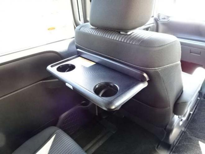 ノア2.0 Si 4WD　本州車　保証1年/走行距離無制限　4WD　後期　モデリスタエアロ　セーフティセンス　両側パワースライドドア　社外ナビ　地デジ　Bluetooth接続　LEDヘッドライト　LEDフォグ　アイドリングストップ　7人乗り 2000