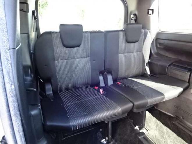 ノア2.0 Si 4WD　本州車　保証1年/走行距離無制限　4WD　後期　モデリスタエアロ　セーフティセンス　両側パワースライドドア　社外ナビ　地デジ　Bluetooth接続　LEDヘッドライト　LEDフォグ　アイドリングストップ　7人乗り 2000