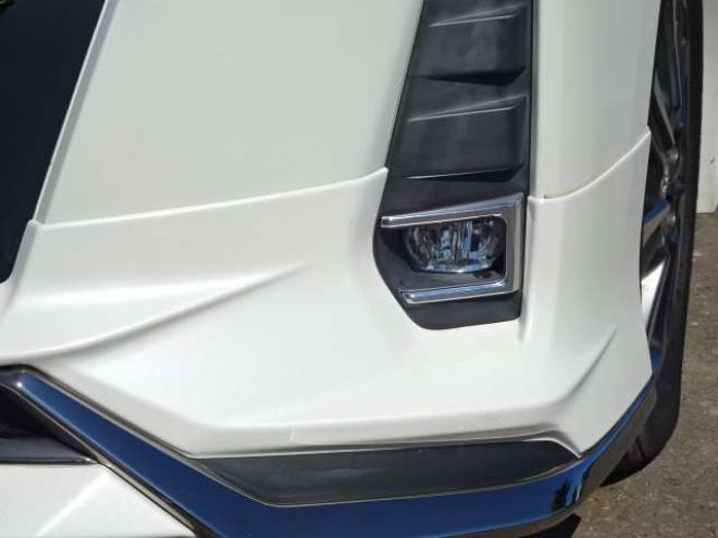 ノア2.0 Si 4WD　本州車　保証1年/走行距離無制限　4WD　後期　モデリスタエアロ　セーフティセンス　両側パワースライドドア　社外ナビ　地デジ　Bluetooth接続　LEDヘッドライト　LEDフォグ　アイドリングストップ　7人乗り 2000