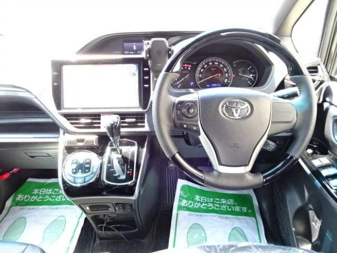 エスクァイア2.0 Gi 4WD　本州車　保証1年/走行距離無制限　4WD　モデリスタエアロ　トヨタセーフティセンスC　TEIN車高調　純正オプショングリル　両側パワースライドドア　純正10型ナビ　TV　バックカメラ　純正エンジンスターター 本革 2000
