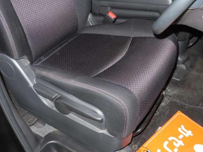 セレナ2.0 ハイウェイスター Vセレクション 4WD　4WDTVナビBカメETC 2000