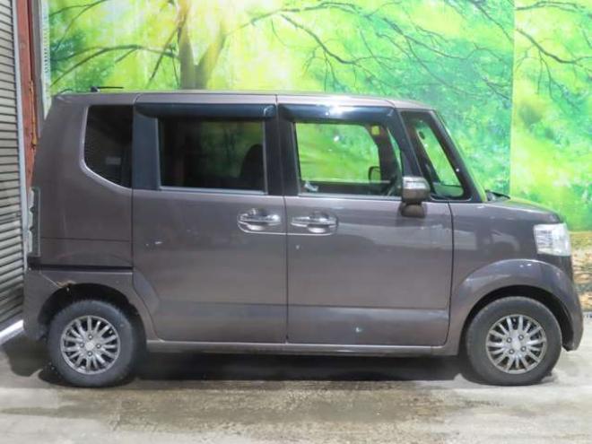N-BOXカスタムG Lパッケージ 4WD　防錆塗装4WDTVナビBカメエンスタ 660
