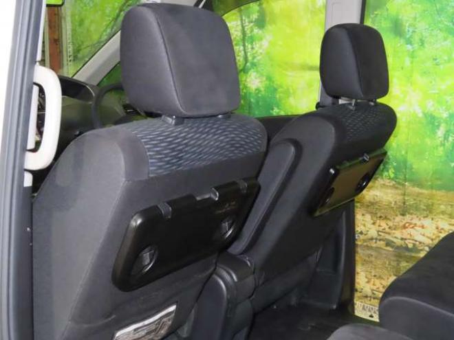 セレナ2.0 20X Vセレクション+Safety 4WD　4WDTVナビBカメETC積込タイヤ 2000
