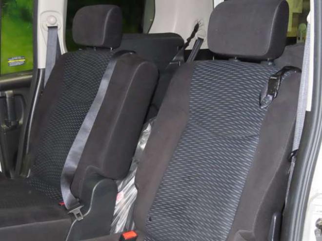 セレナ2.0 20X Vセレクション+Safety 4WD　4WDTVナビBカメETC積込タイヤ 2000