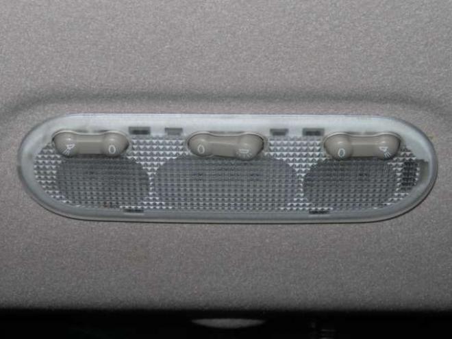 セレナ2.0 20X Vセレクション+Safety 4WD　4WDTVナビBカメETC積込タイヤ 2000