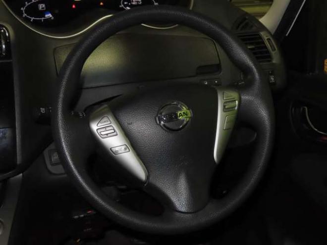 セレナ2.0 20X Vセレクション+Safety 4WD　4WDTVナビBカメETC積込タイヤ 2000