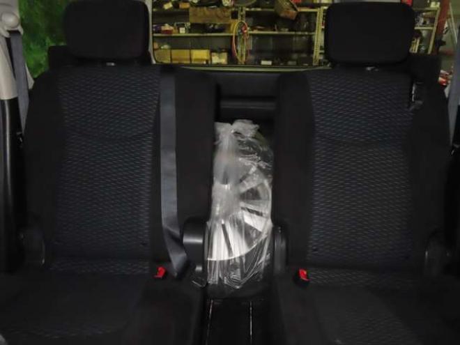 セレナ2.0 20X Vセレクション+Safety 4WD　4WDTVナビBカメETC積込タイヤ 2000