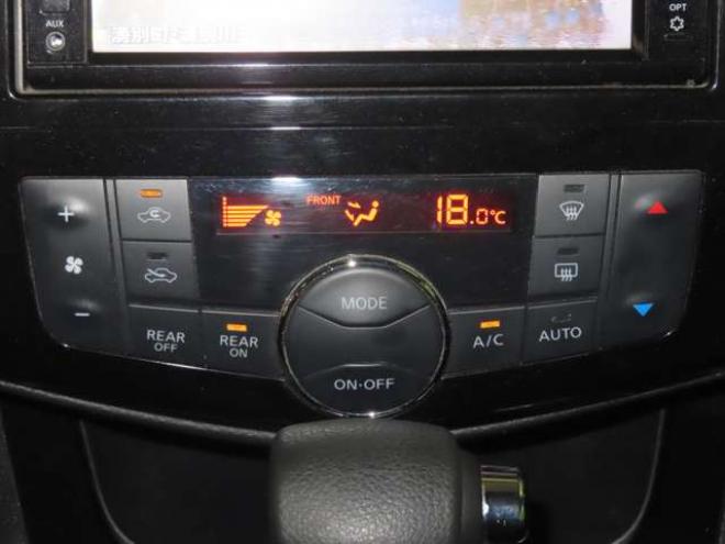 セレナ2.0 ハイウェイスター Vセレクション+Safety 4WD　防錆塗装4WDTVナビBカメ後席モニタ 2000