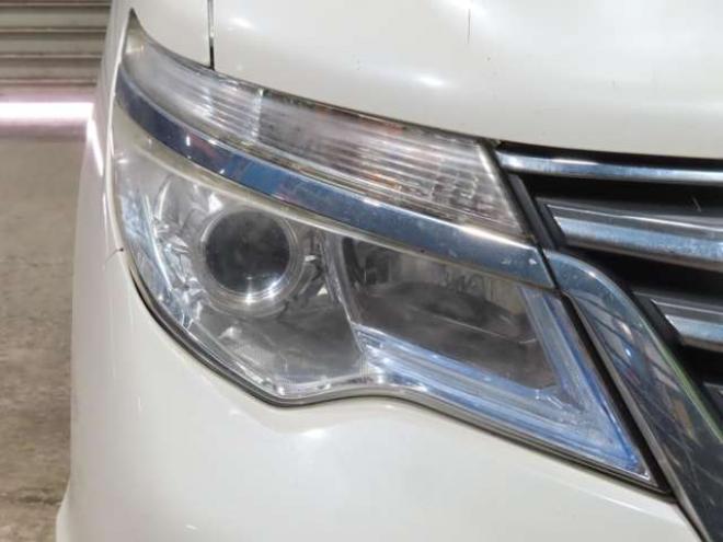 セレナ2.0 ハイウェイスター 4WD　防錆塗装4WDTVナビBカメ後席モニタETCエンスタ 2000