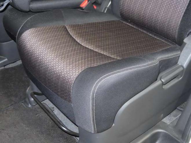 セレナ2.0 ハイウェイスター 4WD　防錆塗装4WDTVナビBカメ後席モニタETCエンスタ 2000