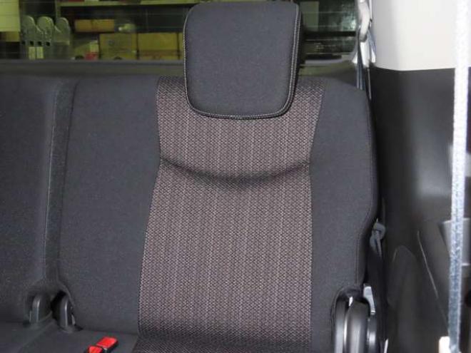 セレナ2.0 ハイウェイスター 4WD　防錆塗装4WDTVナビBカメ後席モニタETCエンスタ 2000