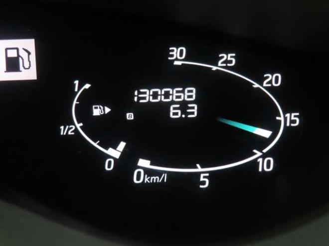 セレナ2.0 ハイウェイスター 4WD　防錆塗装4WDTVナビBカメ後席モニタETCエンスタ 2000
