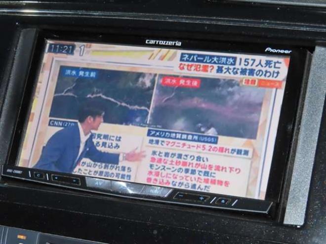 セレナ2.0 ハイウェイスター 4WD　防錆塗装4WDTVナビBカメ後席モニタETCエンスタ 2000