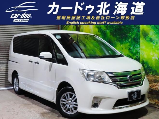セレナ2.0 ハイウェイスター Vセレクション 4WD　4WDTVナビBカメ 2000