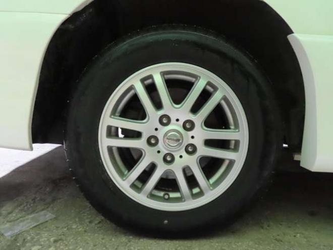 セレナ2.0 ハイウェイスター Vセレクション 4WD　4WDTVナビBカメ 2000