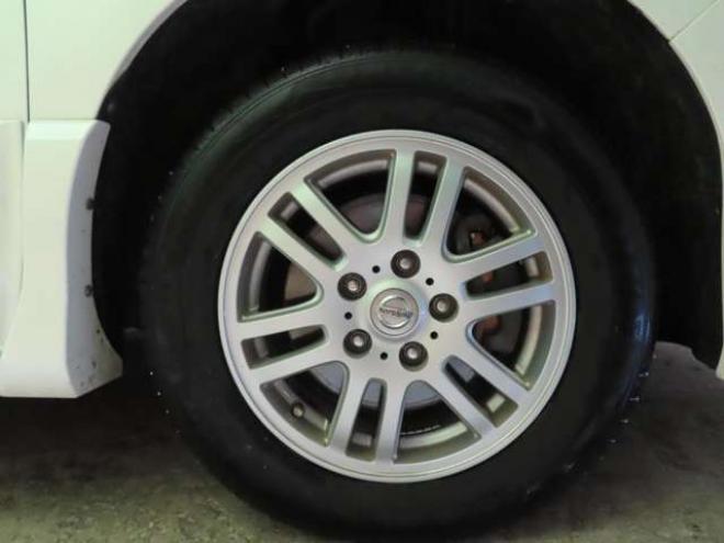 セレナ2.0 ハイウェイスター Vセレクション 4WD　4WDTVナビBカメ 2000