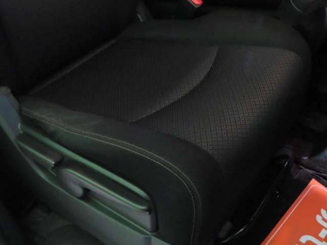セレナ2.0 ハイウェイスター Vセレクション 4WD　4WDTVナビBカメ 2000