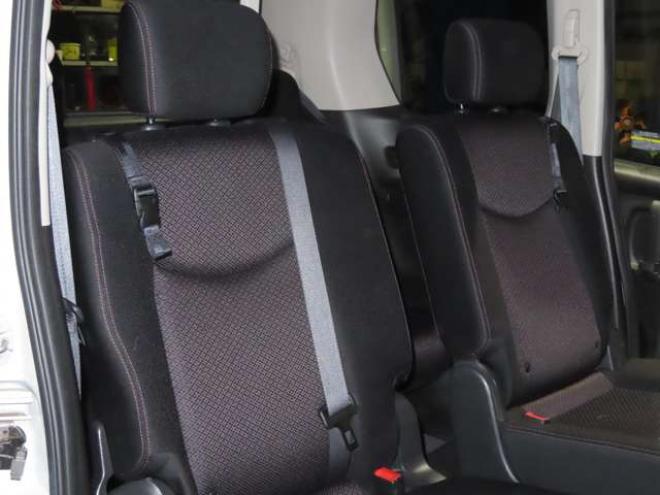 セレナ2.0 ハイウェイスター 4WD　防錆塗装4WDTVナビBカメETCエンスタドラレコ 2000