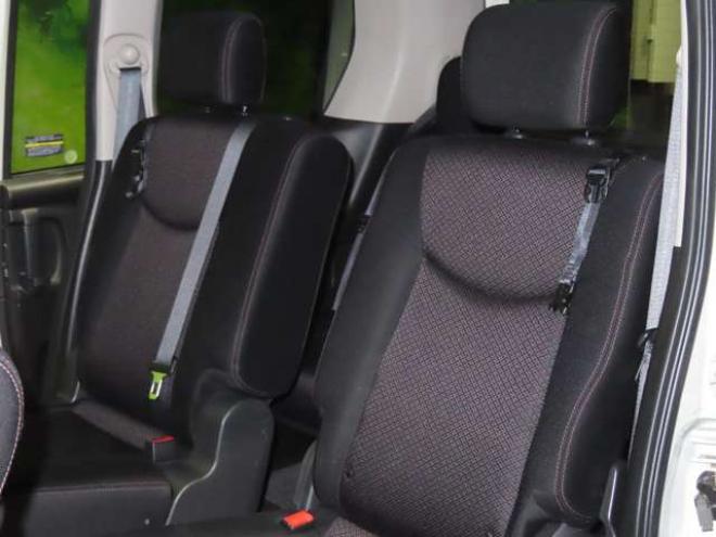 セレナ2.0 ハイウェイスター 4WD　防錆塗装4WDTVナビBカメETCエンスタドラレコ 2000