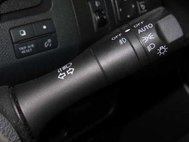セレナ2.0 ハイウェイスター 4WD　防錆塗装4WDTVナビBカメETCエンスタドラレコ 2000