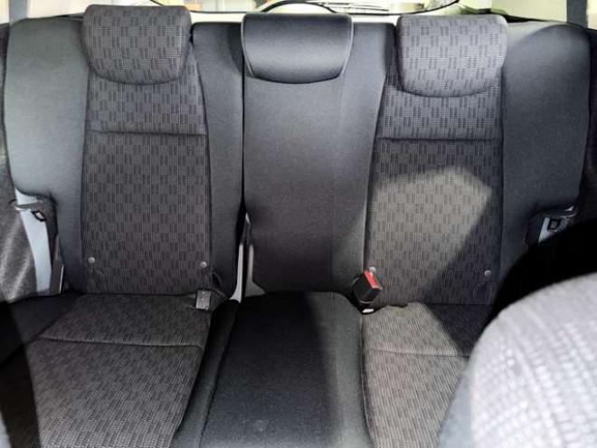 フィット1.3 13G Fパッケージ 4WD　防錆塗装4WDスマキー 1300