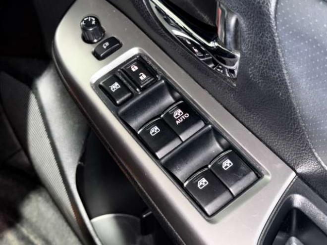 インプレッサスポーツ 2.0 i-S アイサイト 4WD　防錆塗装4WDナビBカメETC 2000