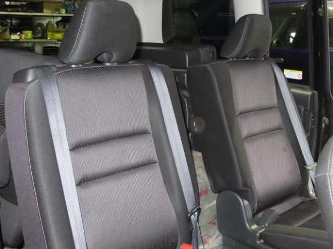 セレナ2.0 ハイウェイスター Vセレクション 4WD　防錆塗装4WDTVナビBカメ後席モニタETCエンスタ積込タイヤ 2000